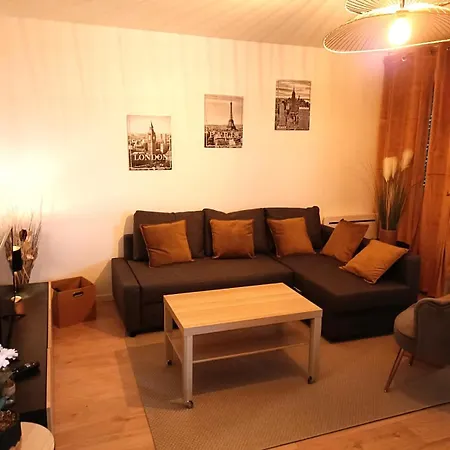 Les Vergers De Serris, 6 Personnes, 2 Pk Prives, Balcon, Lit Bebe Apartment Serris